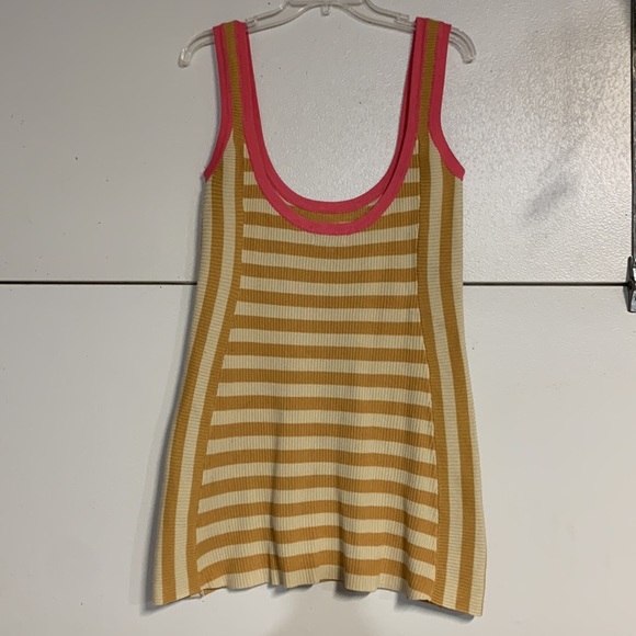 VRG GIRL MEET ME IN CAPRI KNIT MINI DRESS STRIPED PINK TAN LARGE - Picture 6 of 7